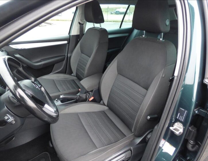 Škoda Octavia Kombi 2,0 l 110 kw