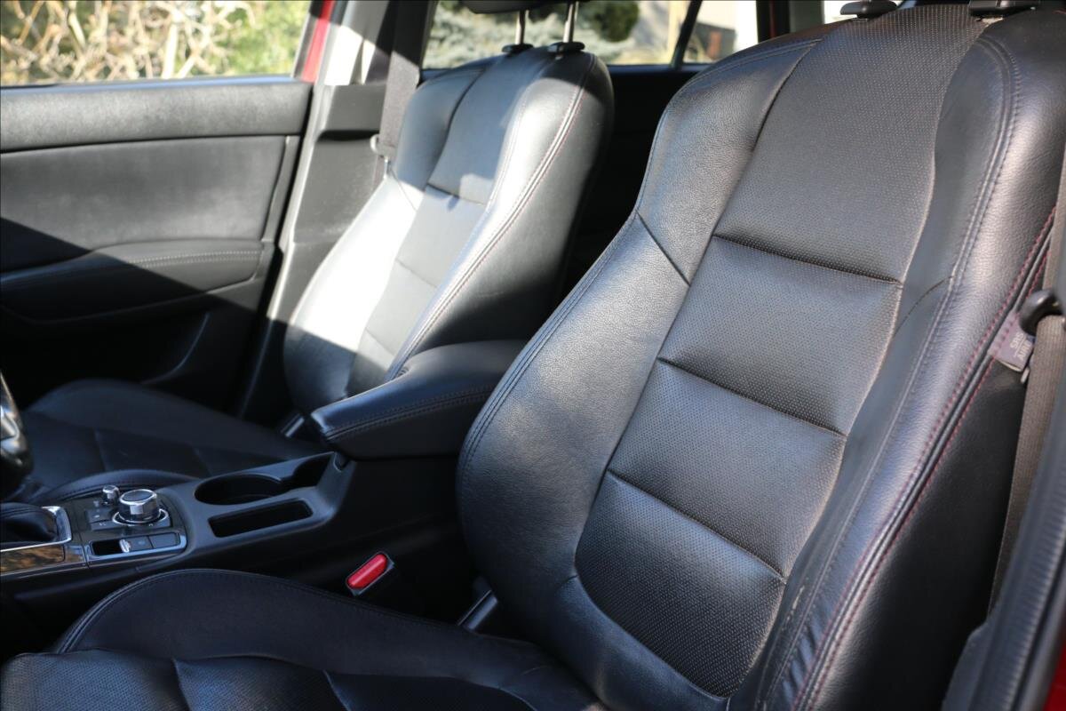 Mazda CX-5 SUV / Terénní 2,2 l 129 kw