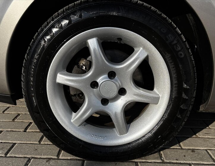 Renault Clio Kombi 1,1 l 74 kw