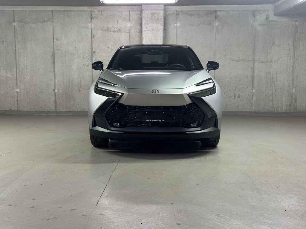 Toyota C-HR Hatchback 1,8 l 90 kw