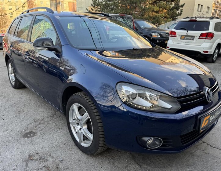 Volkswagen Golf Kombi 1,6 l 77 kw