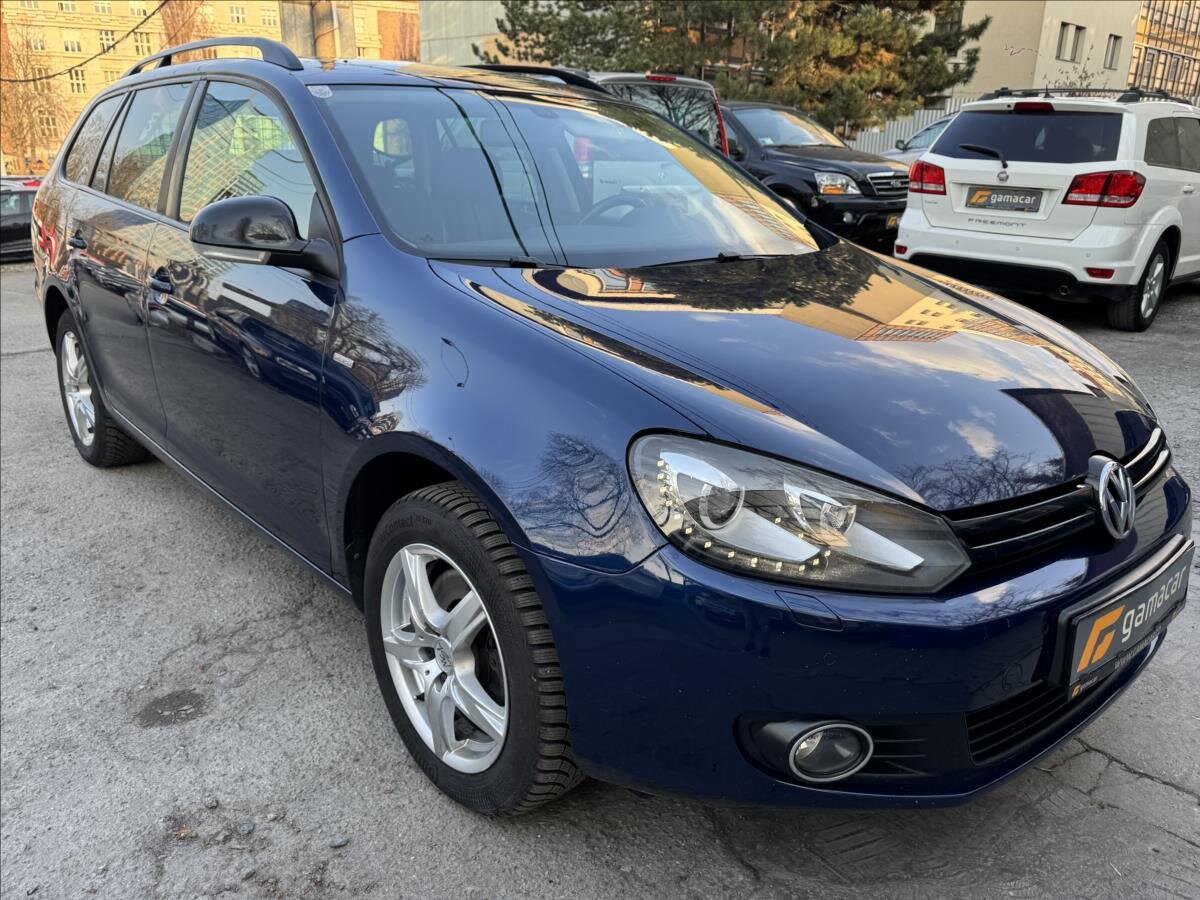 Volkswagen Golf Kombi 1,6 l 77 kw