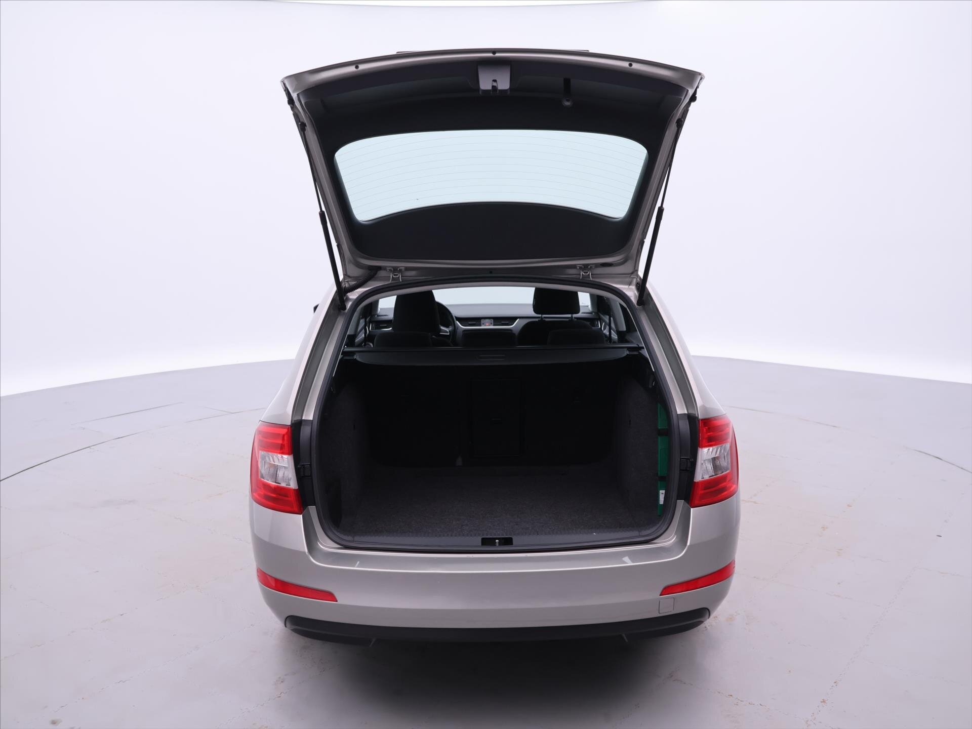 Škoda Octavia Kombi 1,6 l 66 kw