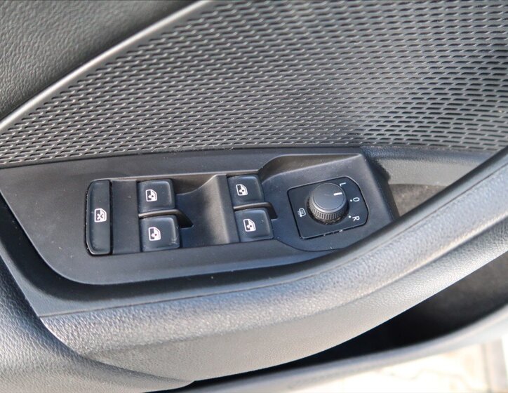 Škoda Octavia Kombi 2,0 l 85 kw