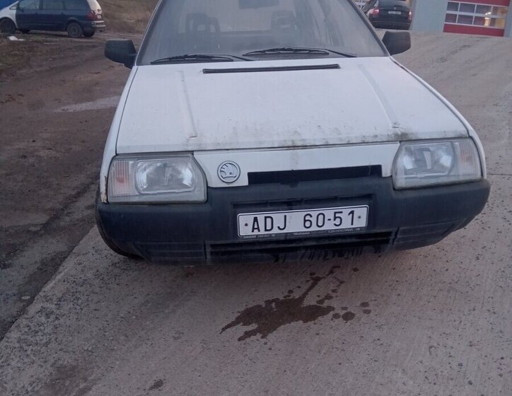 Škoda Favorit Sedan 0,0 0