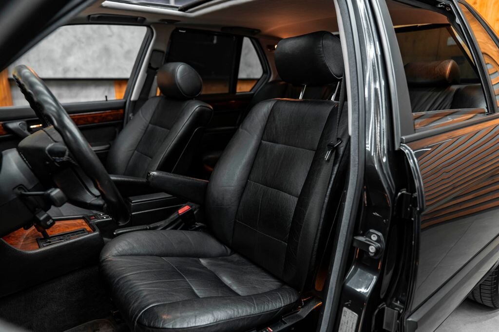 BMW Řada 7 Sedan / Limuzína 5,0 l 220 kw