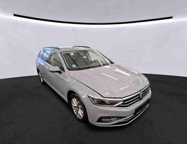 Volkswagen Passat Kombi 2,0 l 110 kw