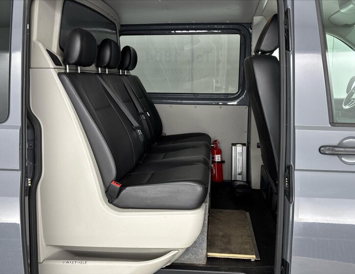 Volkswagen Transporter Kombi 2,0 l 110 kw