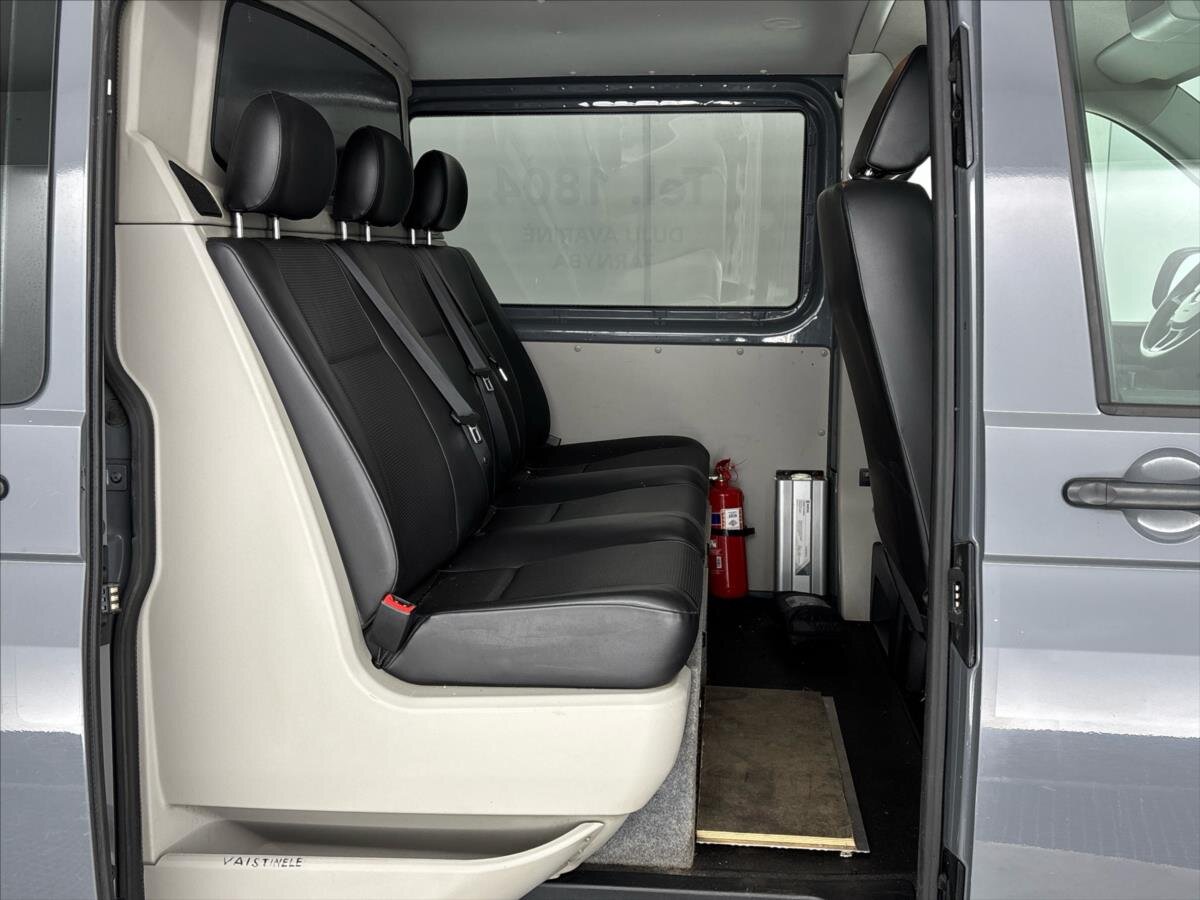 Volkswagen Transporter Kombi 2,0 l 110 kw