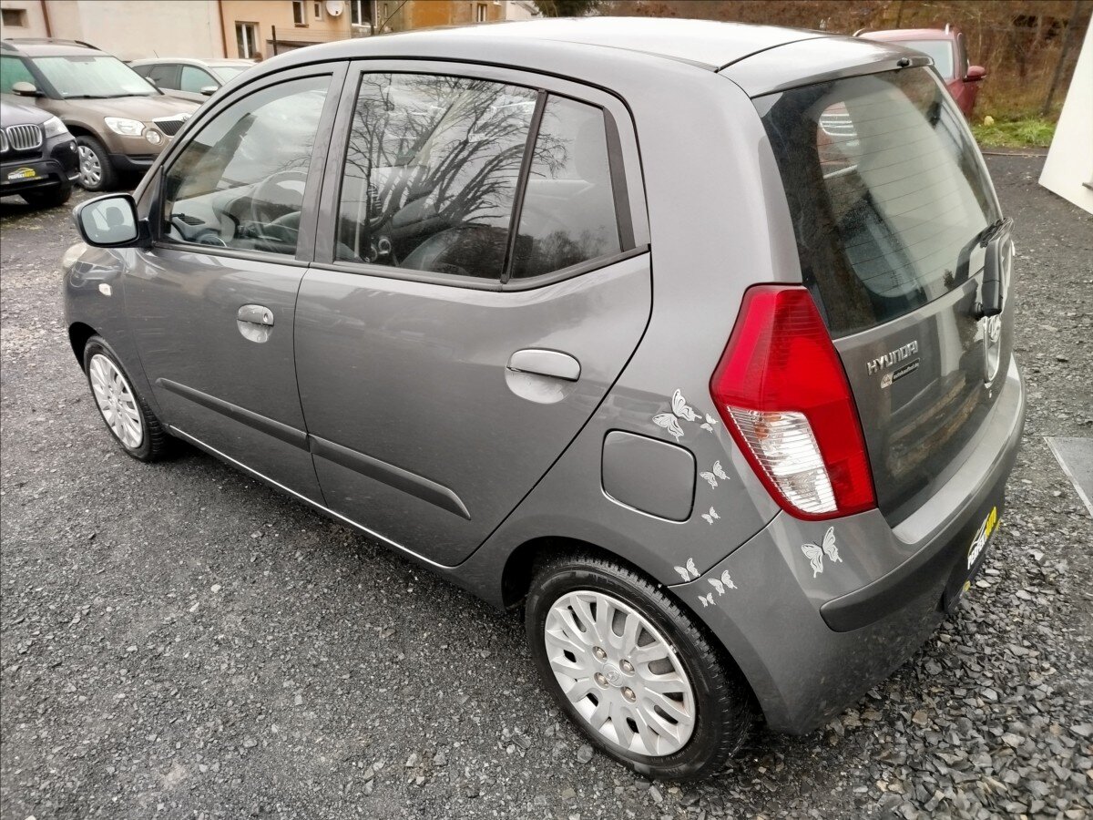 Hyundai i10 Hatchback 1,1 l 49 kw