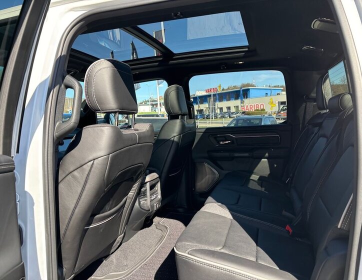 Dodge RAM Pick-up 3,0 l 403 kw