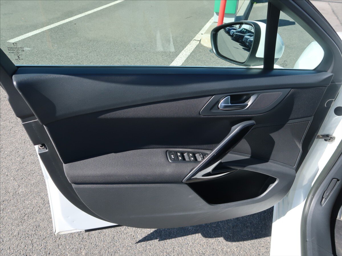 Peugeot 508 Kombi 2,0 l 120 kw