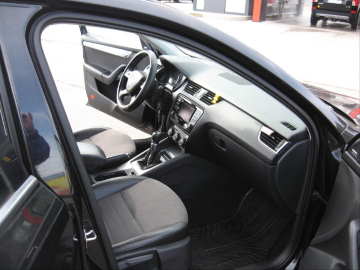 Škoda Octavia Kombi 1,6 l 77 kw