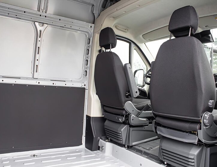 Peugeot Boxer Skříň 2,2 l 132 kw