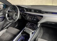Audi e-tron 19