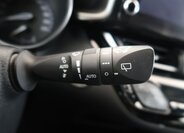 Toyota C-HR SUV / Terénní 1,8 l 72 kw