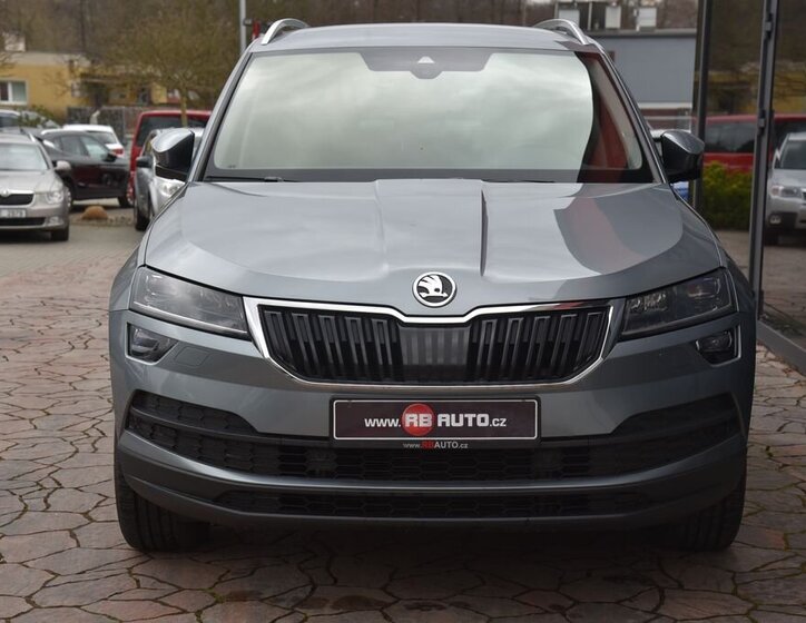 Škoda Karoq SUV / Terénní 1,5 l 110 kw