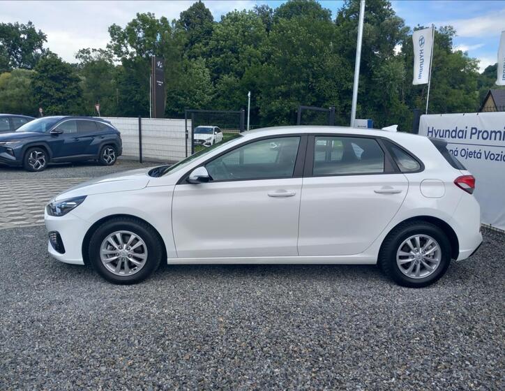 Hyundai i30 4