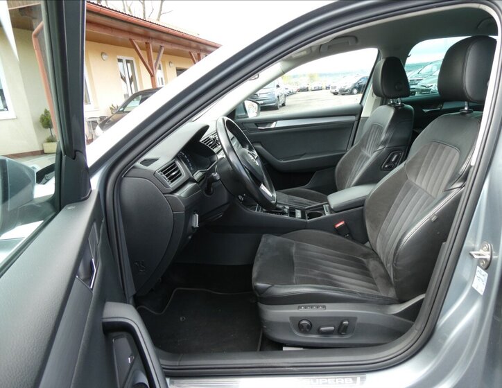 Škoda Superb Liftback 2,0 l 110 kw