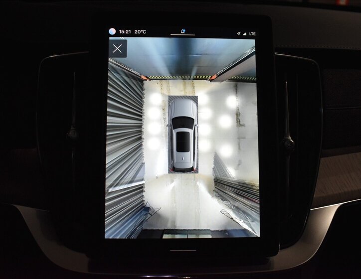 Volvo XC90 SUV 2,0 l 228 kw