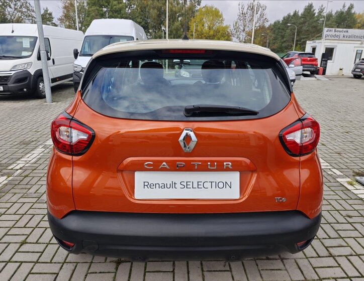 Renault Captur 5