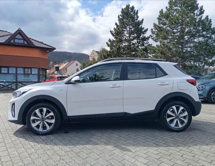 KIA Stonic SUV / Terénní 1,2 l 58 kw