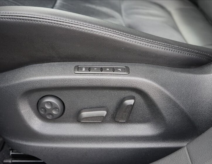 Seat Alhambra MPV 2,0 l 135 kw