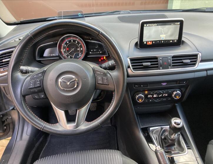 Mazda 3 40