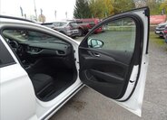 Opel Insignia Kombi 2,0 l 125 kw