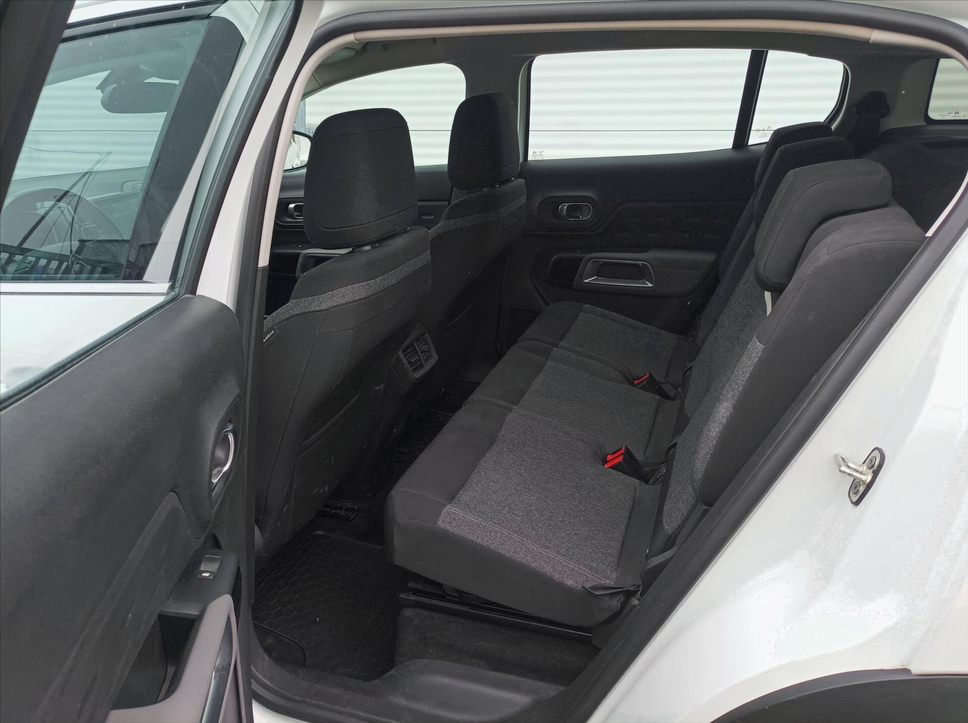 Citroën C5 Aircross SUV 1,2 l 96 kw