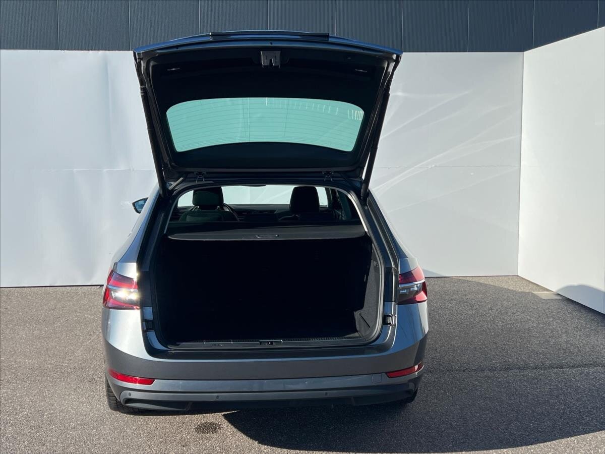 Škoda Superb Kombi 2,0 l 147 kw