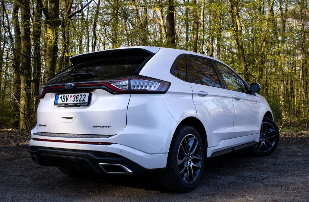 Ford Edge SUV / Terénní 2,0 l 154 kw