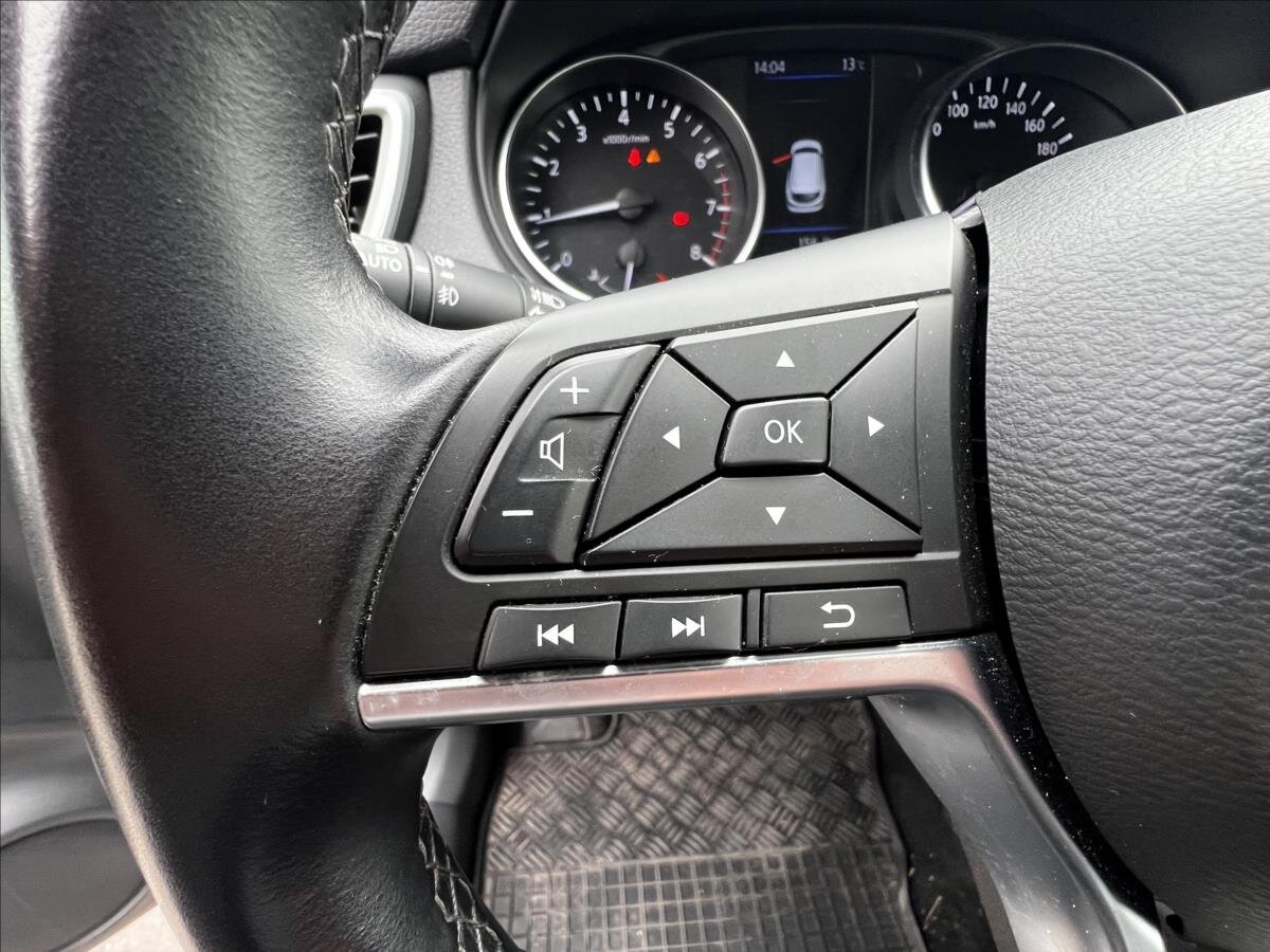 Nissan Qashqai SUV / Terénní 1,3 l 103 kw