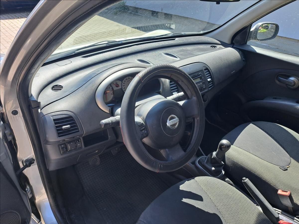 Nissan Micra Hatchback 1,2 l 48 kw