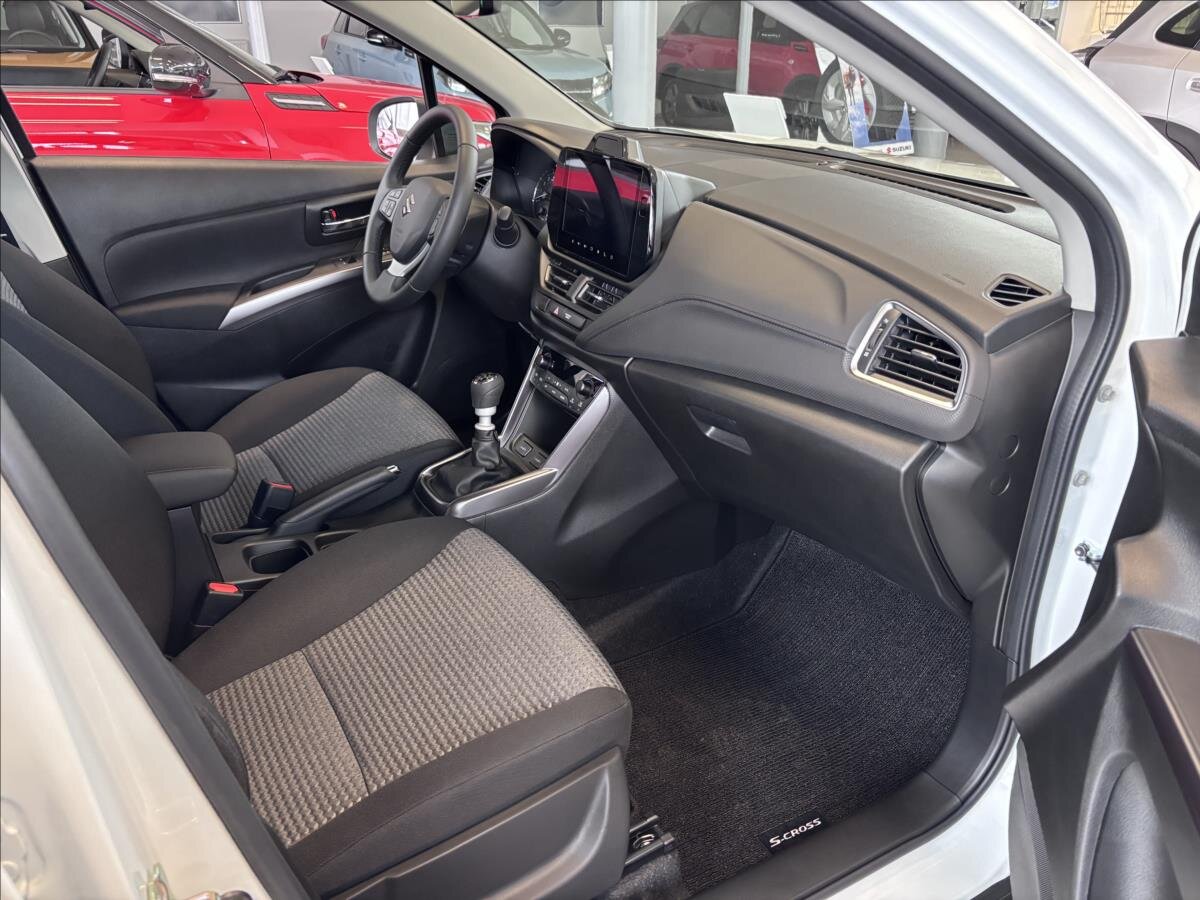 Suzuki S-Cross SUV / Terénní 1,4 l 81 kw