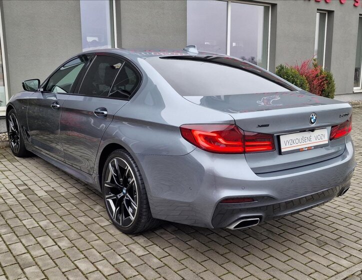 BMW Řada 5 8