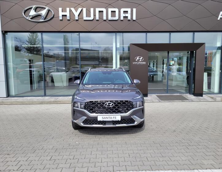 Hyundai Santa Fe SUV 1,6 l 195 kw