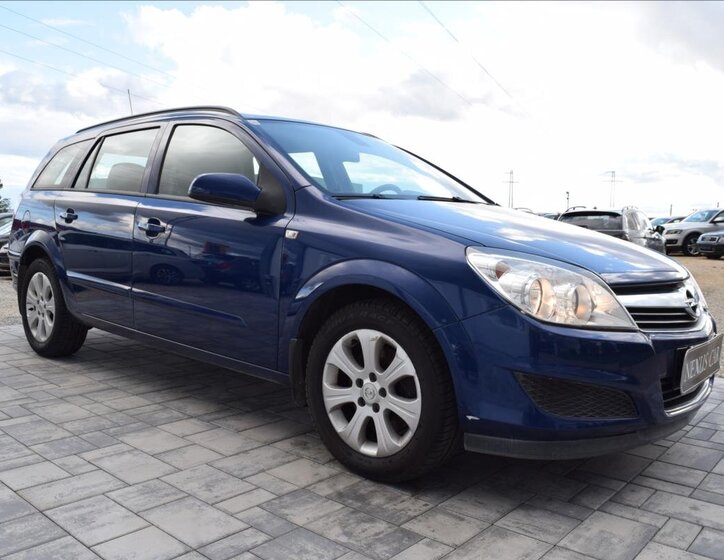 Opel Astra Kombi 1,9 l 74 kw