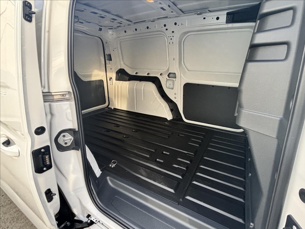 Volkswagen Caddy Skříň 2,0 l 75 kw