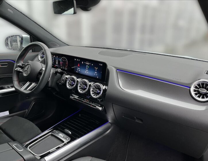 Mercedes-Benz GLA SUV / Terénní 2,0 l 110 kw