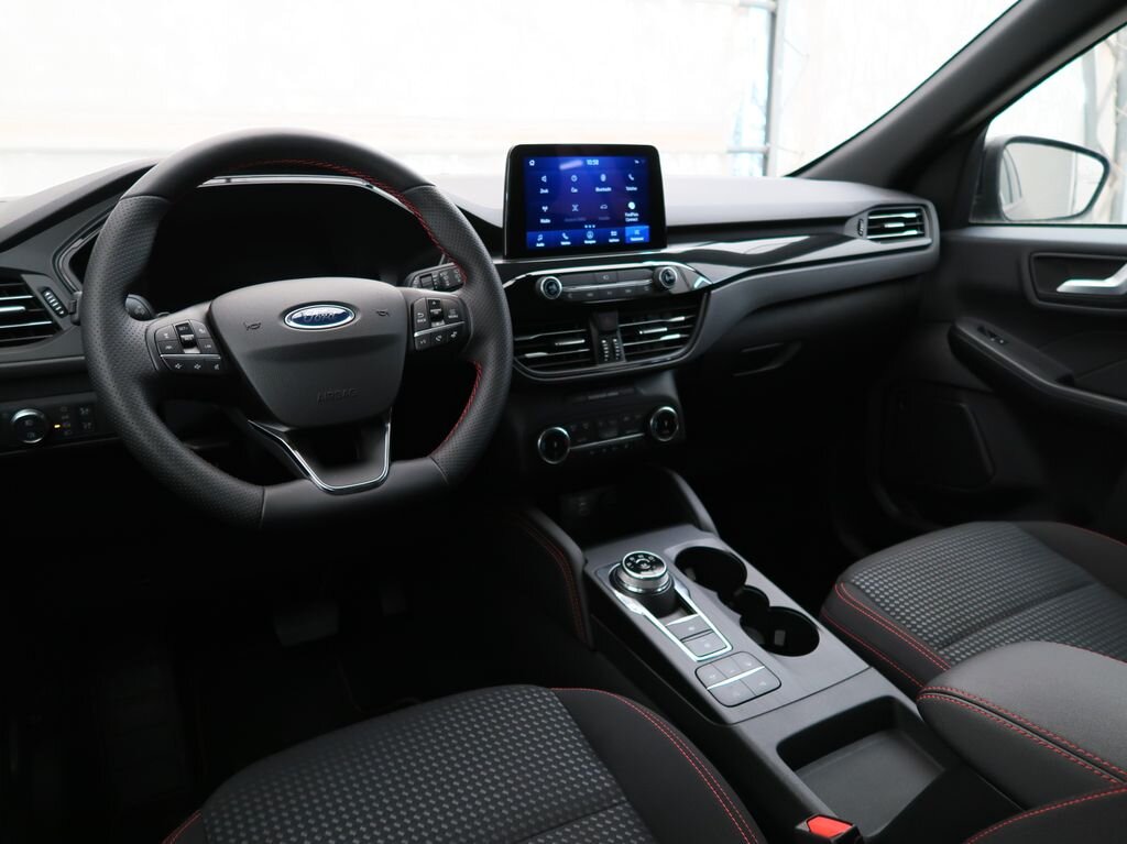 Ford Kuga SUV / Terénní 2,0 l 88 kw