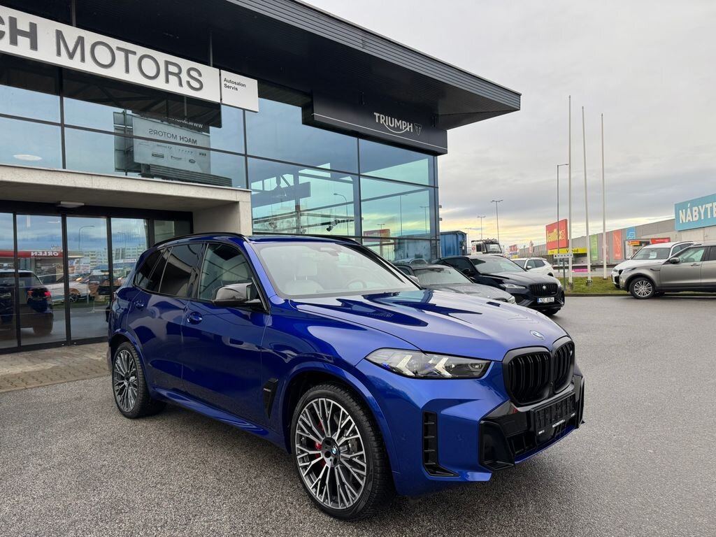 BMW X5 SUV / Terénní 4,4 l 390 kw