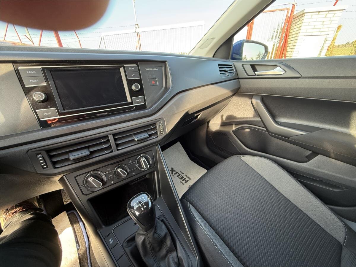 Volkswagen Polo Hatchback 999,0 70 kw