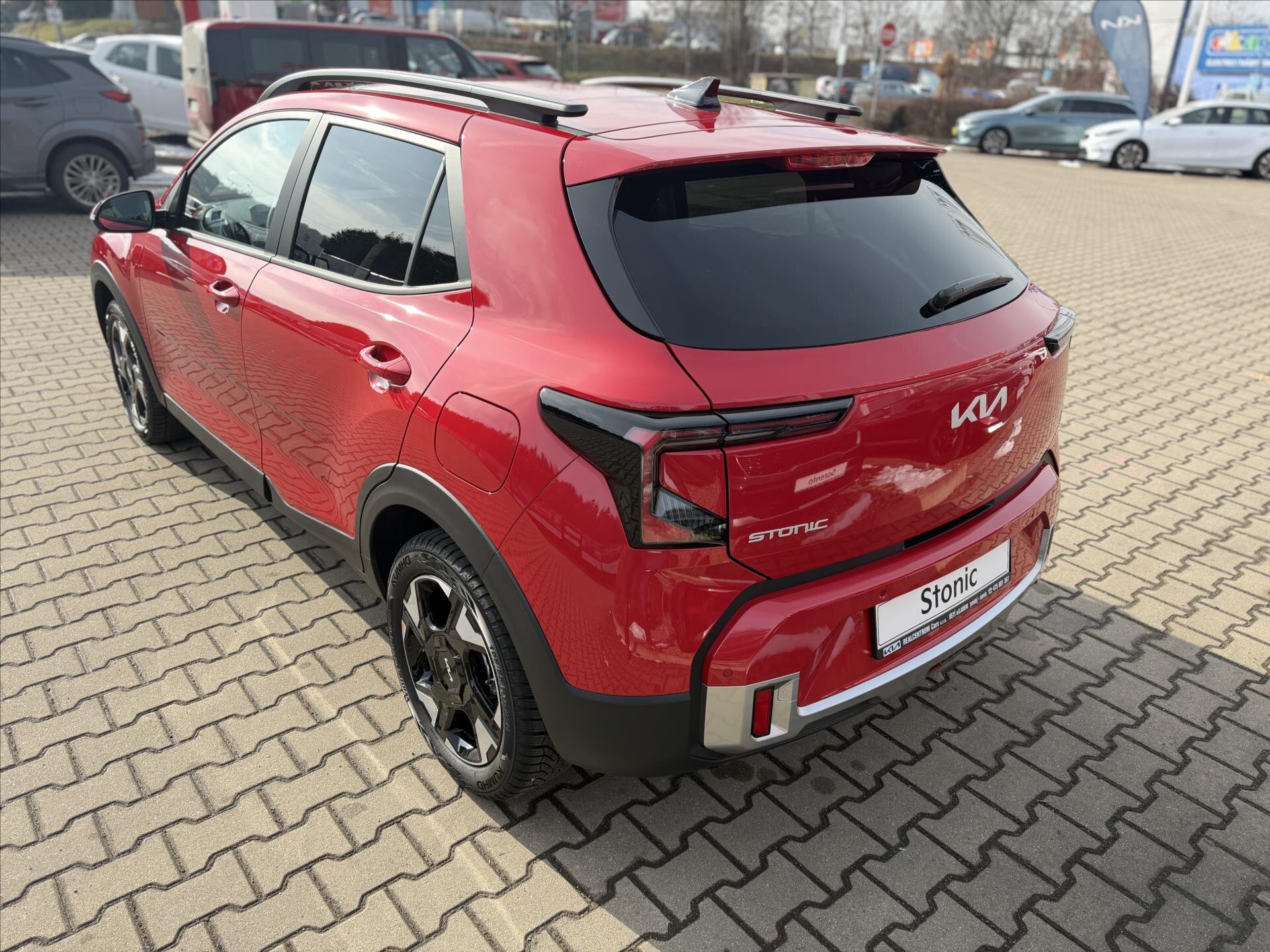 KIA Stonic CUV / Crossover 998,0 74 kw