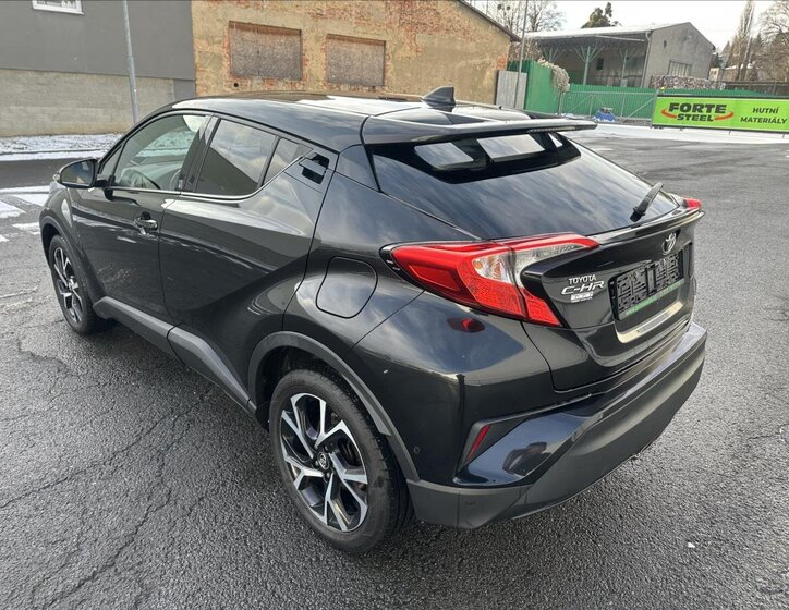 Toyota C-HR Hatchback 1,2 l 86 kw