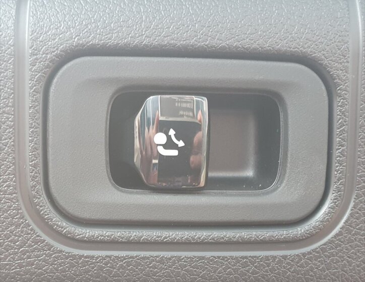 Mercedes-Benz Třídy E Sedan / Limuzína 2,0 l 145 kw