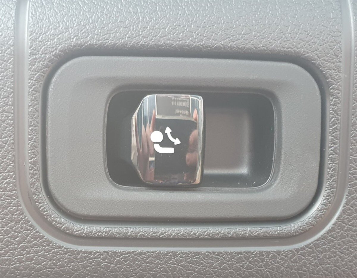 Mercedes-Benz Třídy E Sedan / Limuzína 2,0 l 145 kw