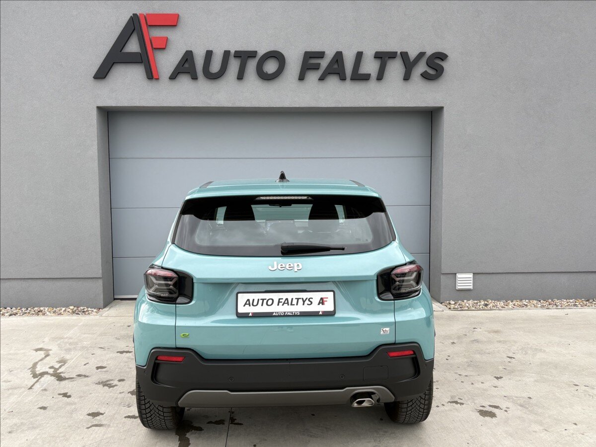 Jeep Avenger Sedan / Limuzína 1,2 l 74 kw