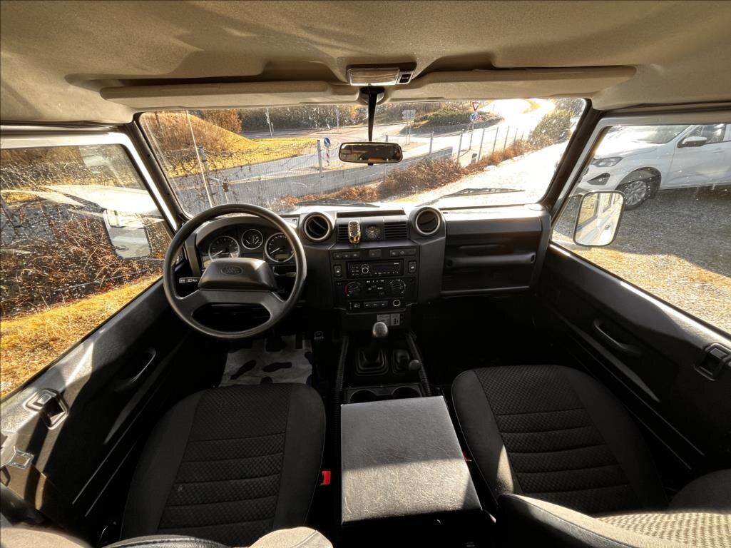 Land Rover Defender Ostatní 2,4 l 90 kw