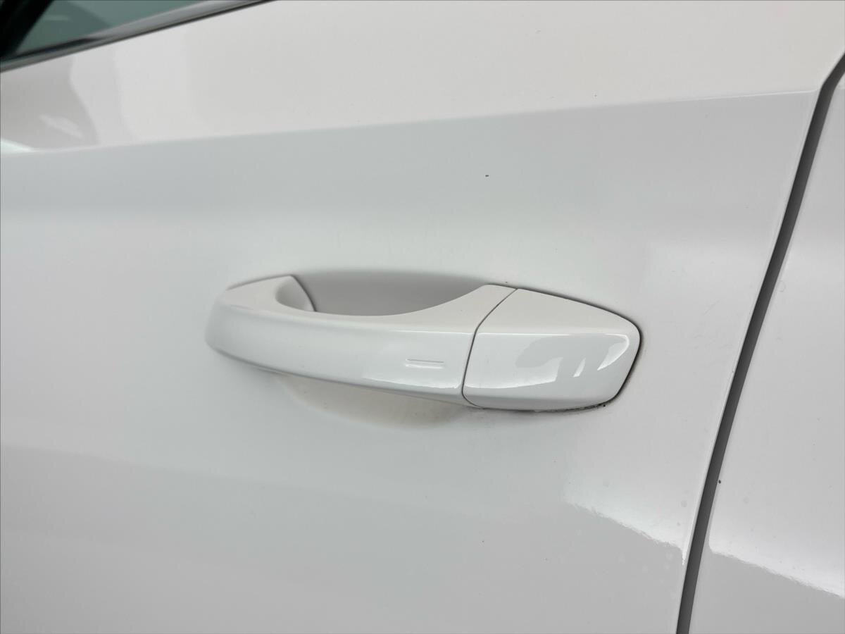 Škoda Superb Liftback 1,4 l 110 kw